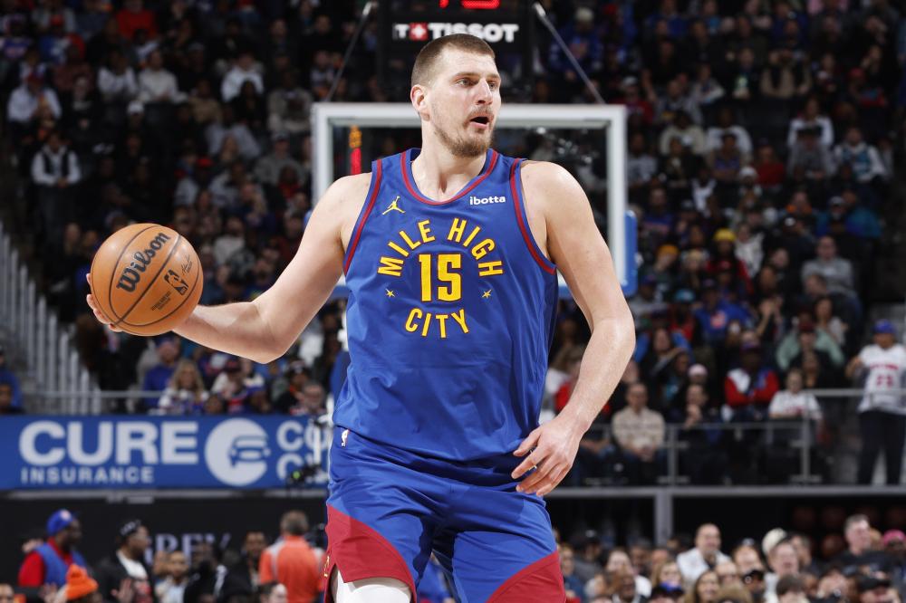 距离接触田 距离接触田